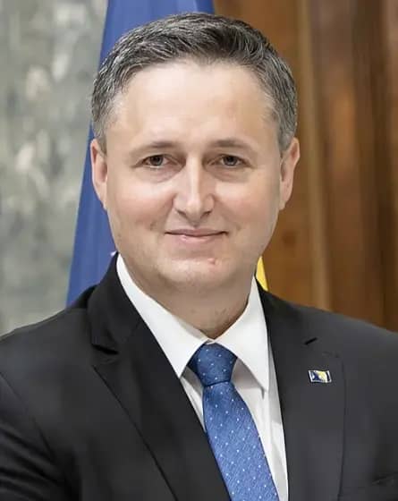 Šok potez Nermina Nikšića: Kandidatura Denisa Bećirovića za bošnjačkog člana Predsjedništva BiH trese SDA i Bakira Izetbegovića