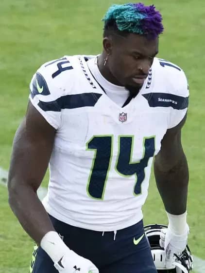 Skandal u NHL-u? DK Metcalf (Steelers) navodno udario navijača Lionsa – prijeti suspenzija i kraj plej-of snova